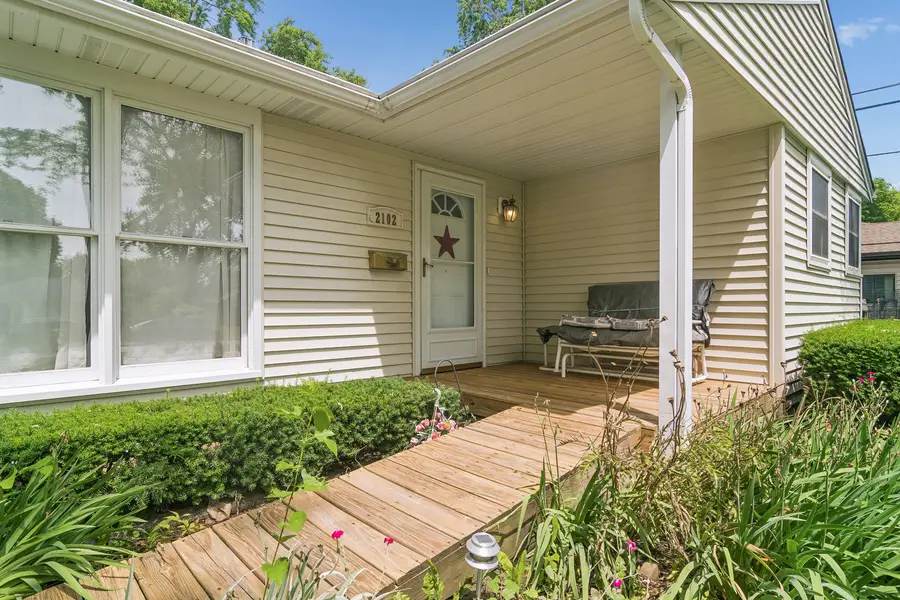2102 George Street, Rolling Meadows, IL 60008 - #3