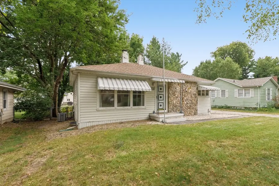 705 Dover Place, Champaign, IL 61820 - #2