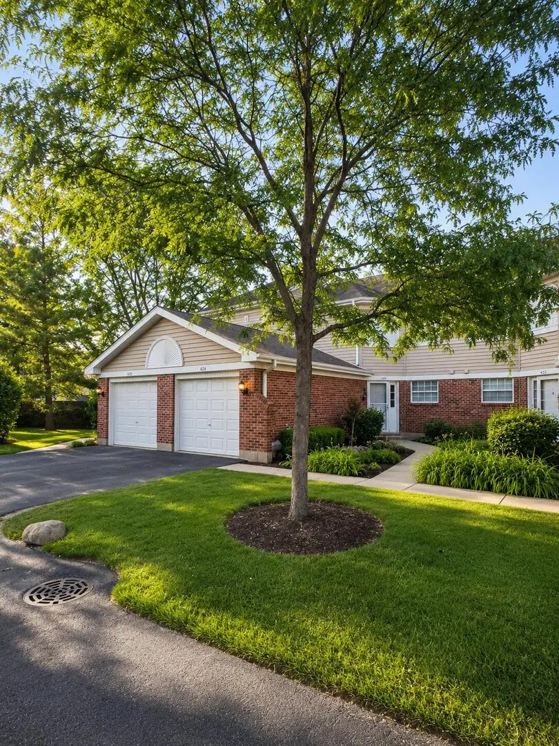 624 W Happfield Drive #1717D, Arlington Heights, IL 60004 - #3