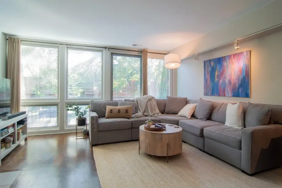 2044 N Larrabee Street, Chicago, IL 60614 - #2
