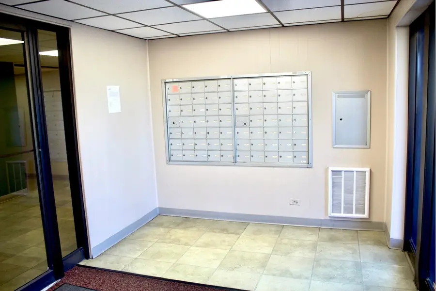 850 Des Plaines Avenue #409, Forest Park, IL 60130 - #3