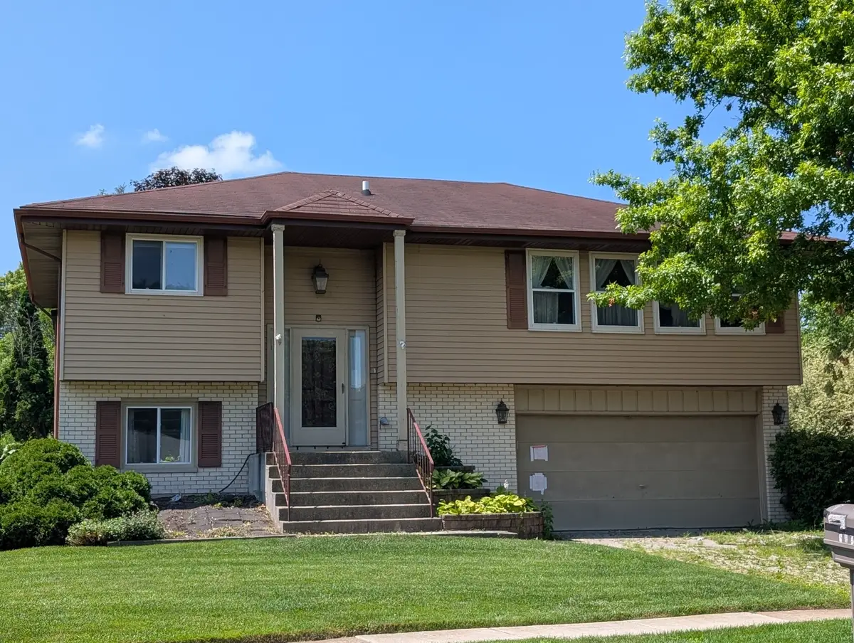 319 Joseph Street, Woodstock, IL 60098 - #1