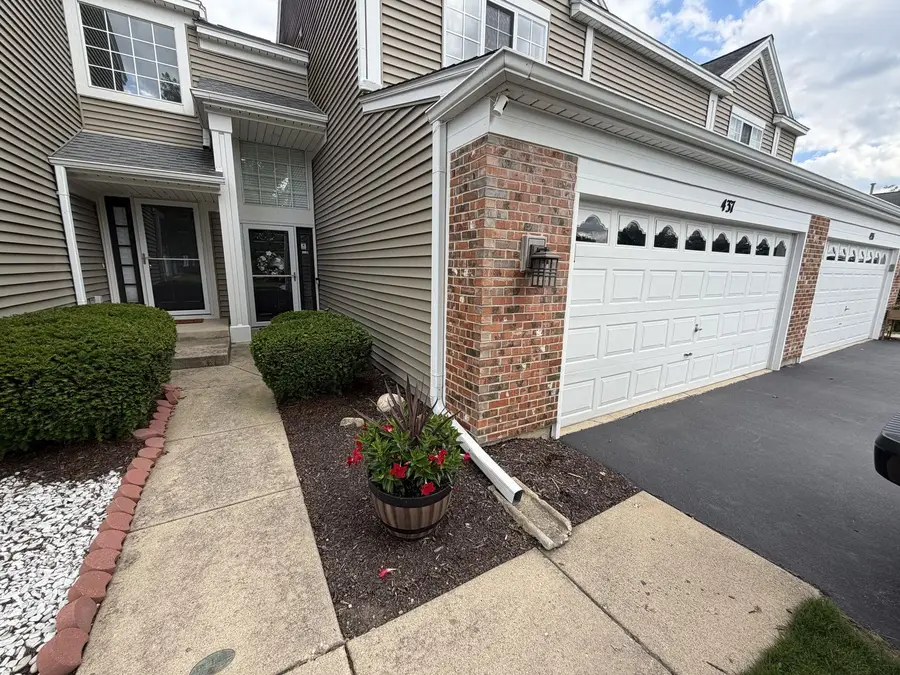 437 Spaulding Road, Bartlett, IL 60103 - #2