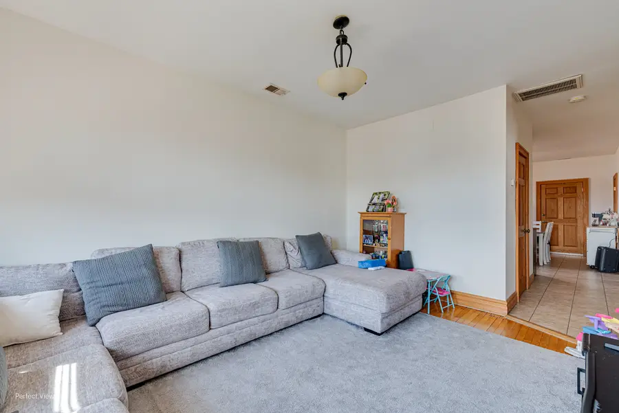 5212 S Sacramento Avenue, Chicago, IL 60632 - #2