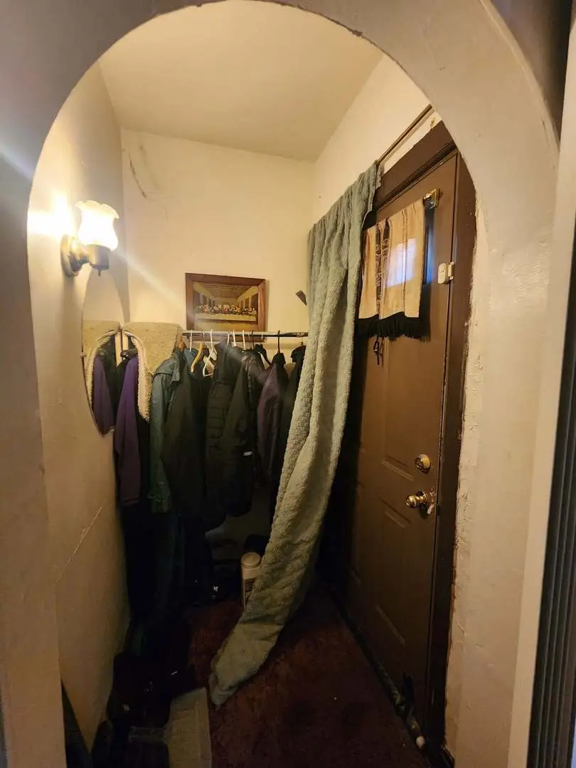9346 S Woodlawn Avenue, Chicago, IL 60619 - #2