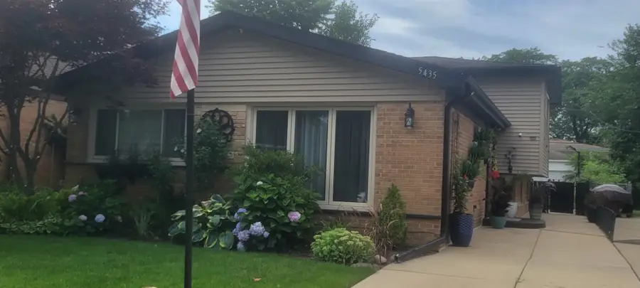 5435 Reba Street, Morton Grove, IL 60053 - #2