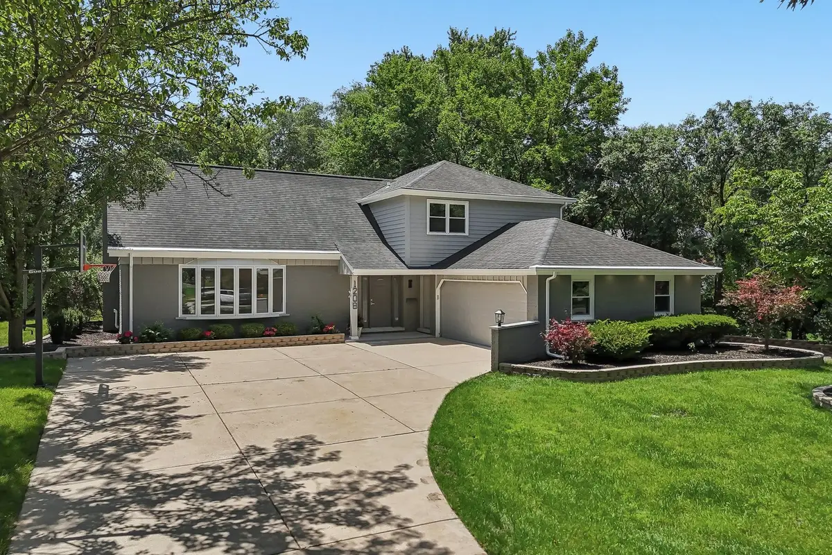 1208 Elizabeth Avenue, Naperville, IL 60540 - #1