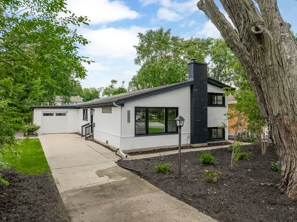 1307 Pershing Avenue, Wheaton, IL 60189