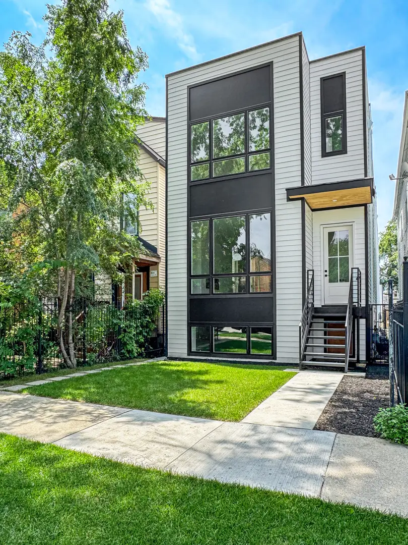1728 N Sawyer Avenue #Front, Chicago, IL 60647 - #1