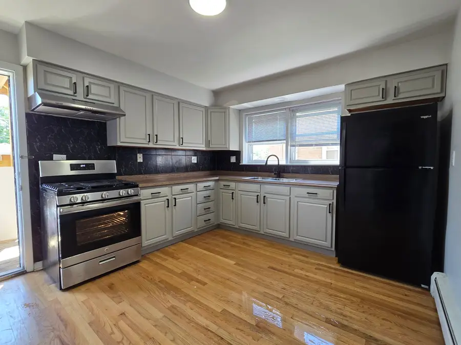 525 25th Avenue, Bellwood, IL 60104 - #2