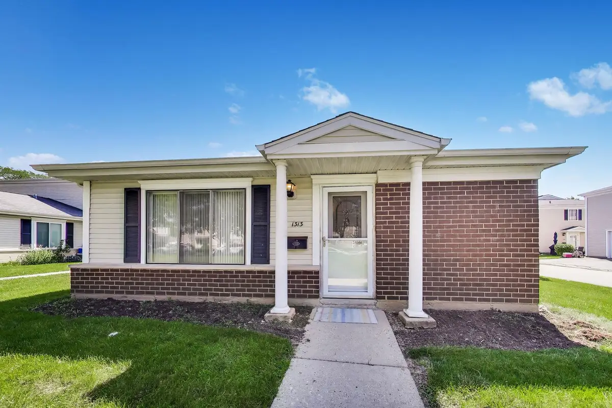 1313 Cove Drive #211A, Prospect Heights, IL 60070 - #1