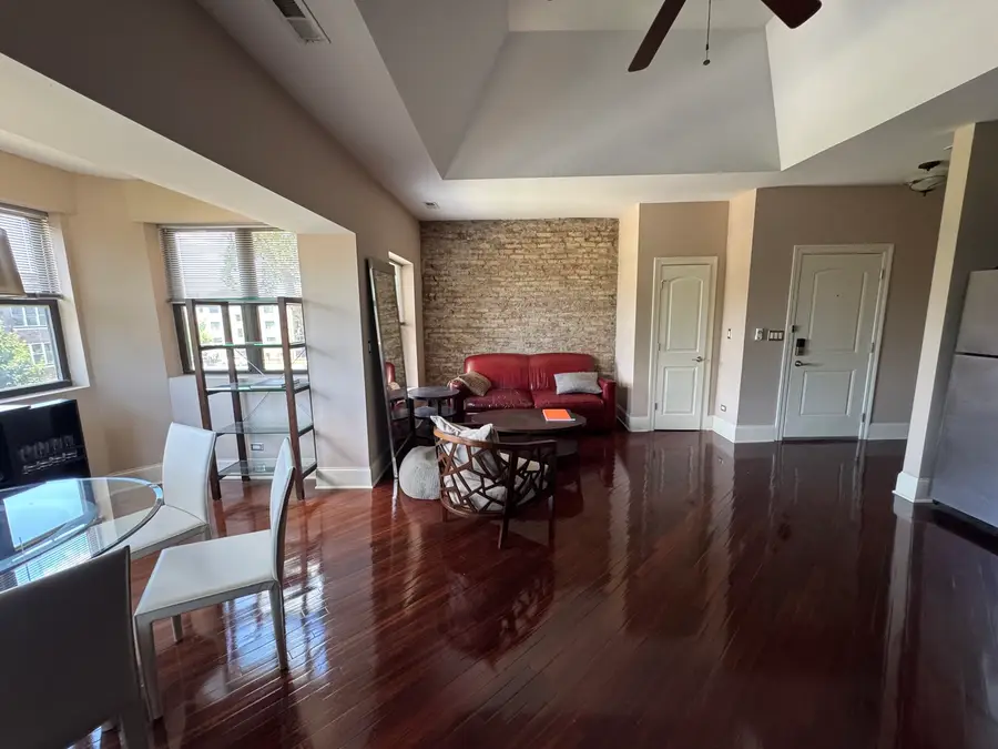 4819 S Prairie Avenue #3, Chicago, IL 60615 - #3