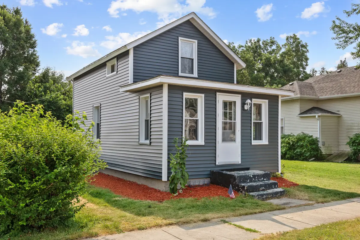 141 Oak Street, Hampshire, IL 60140 - #1