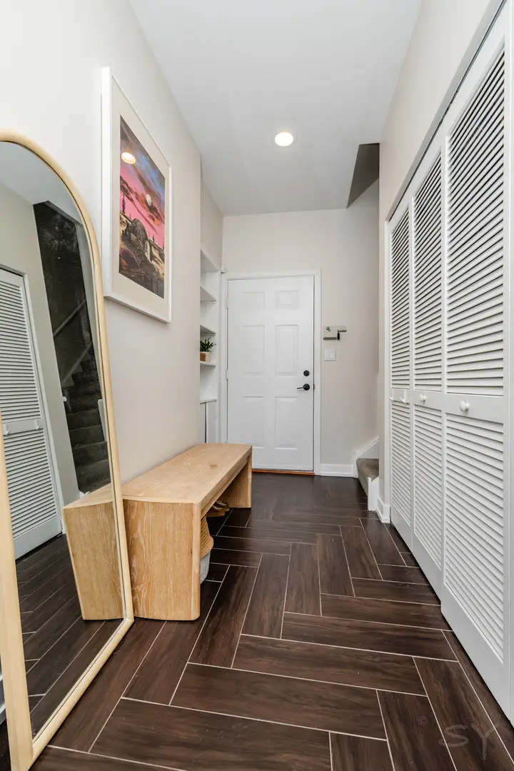 831 W 14th Place, Chicago, IL 60608 - #3