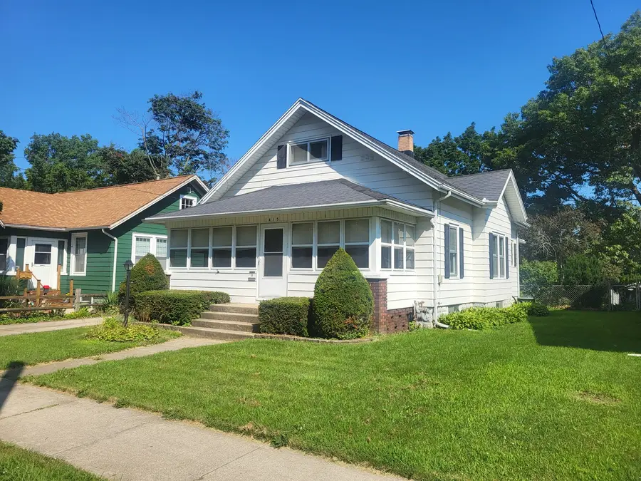 1415 W 1st Street, Dixon, IL 61021 - #2