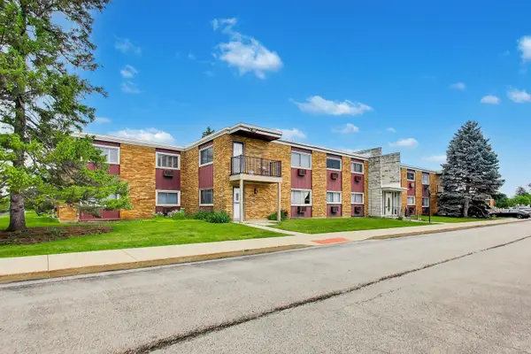 1313 S Rebecca Road #116B, Lombard, IL 60148