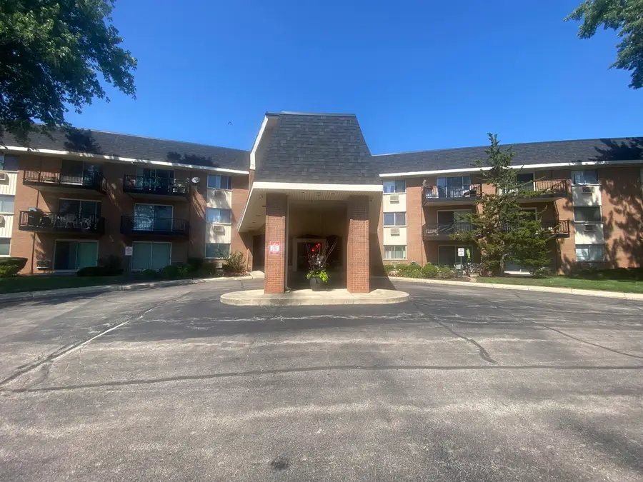 1198 Royal Glen Drive #315, Glen Ellyn, IL 60137 - #3