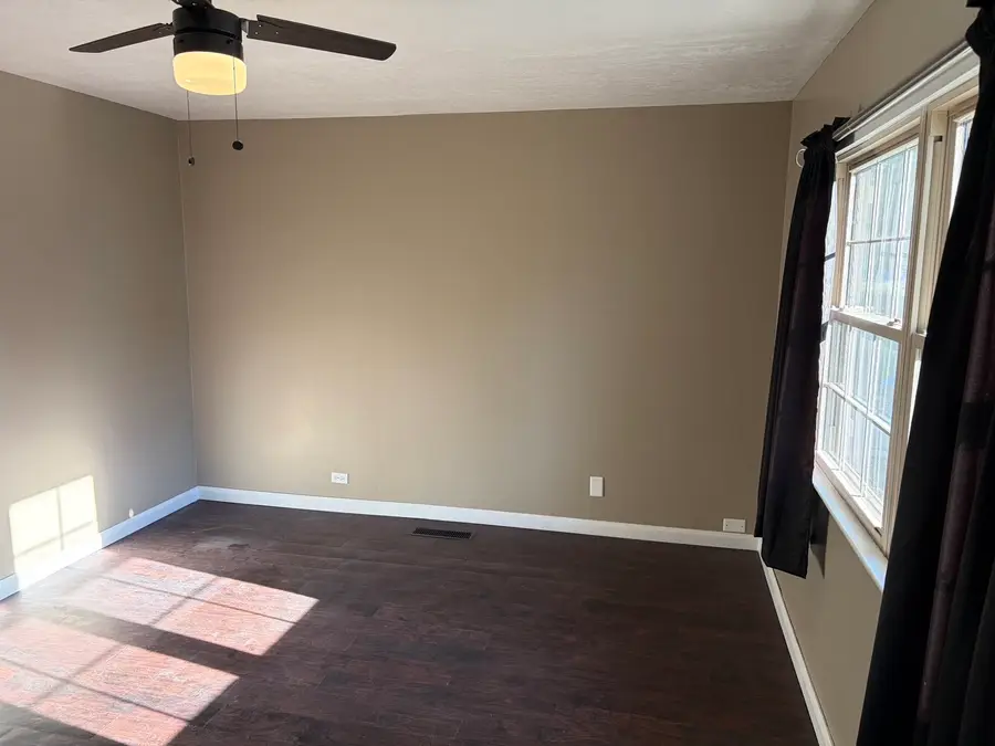 1527 Center Granview Drive, Quincy, IL 62301 - #2