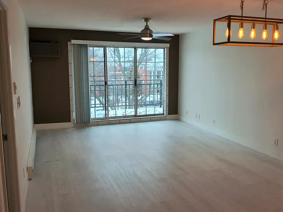 1060 N Farnsworth Avenue #1402, Aurora, IL 60505 - #3