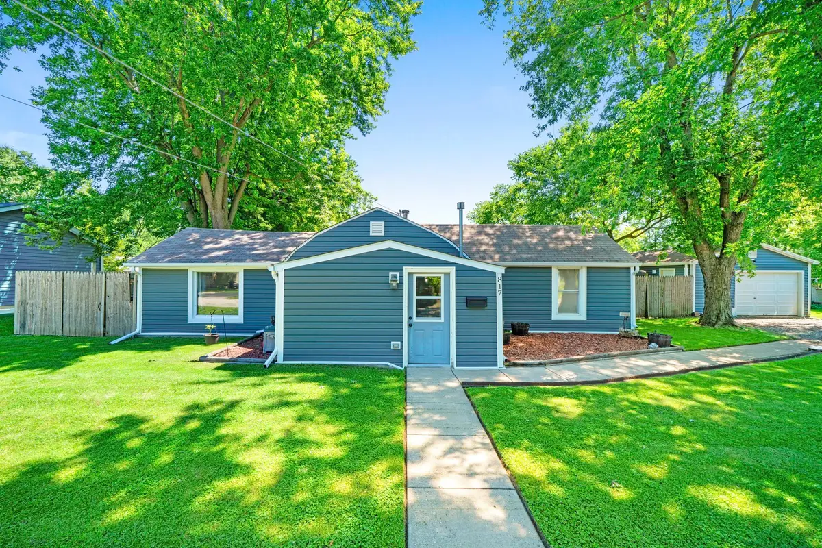 817 S Hugh Street, Plano, IL 60545 - #1