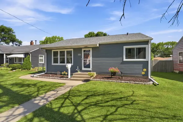 525 28th Avenue, Moline, IL 61265
