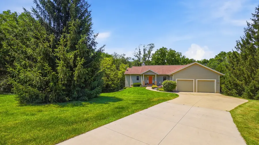 4 N Acorn Court, Galena, IL 61036 - #2