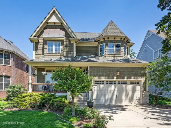 549 W 3rd Street, Elmhurst, IL 60126