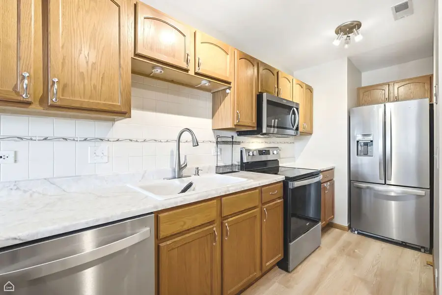 100 N Bokelman Street #429, Roselle, IL 60172 - #3
