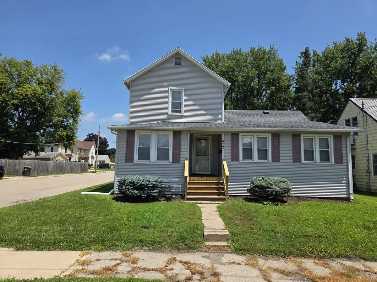 1212 12th Avenue, Sterling, IL 61081 - #1