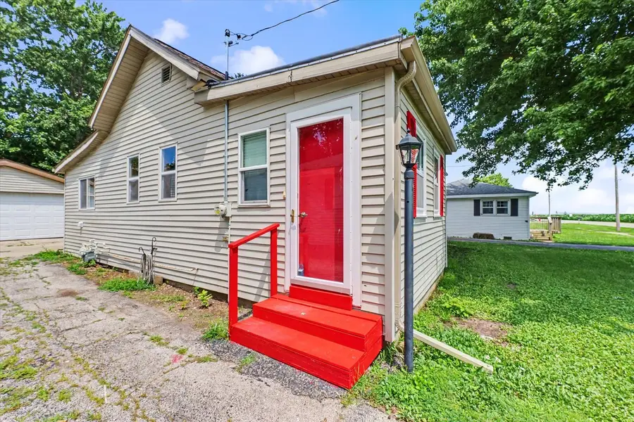 309 N First Street, Fisher, IL 61843 - #3