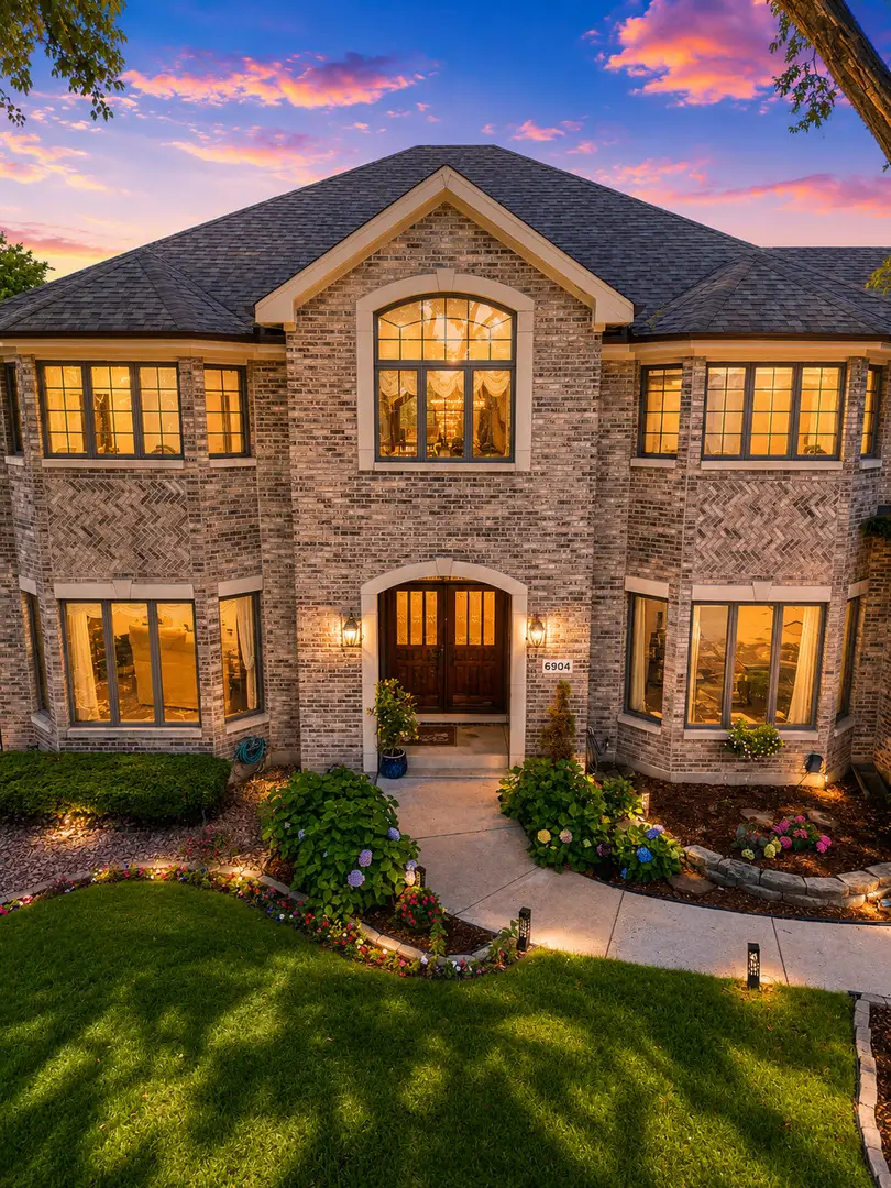 6904 Irish Court, Darien, IL 60561 - #3