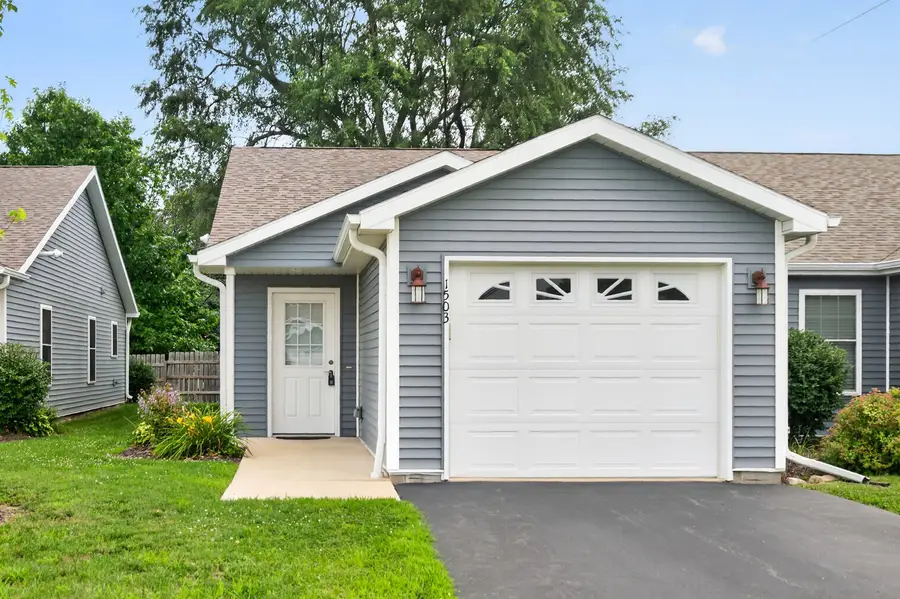 1503 Eadens Place, Dixon, IL 61021 - #2