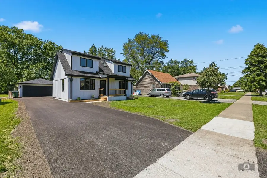 9338 Sayre Avenue, Oak Lawn, IL 60453 - #2