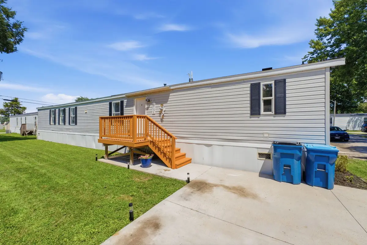 1710 W 4th Avenue, Coal Valley, IL 61240 - #1