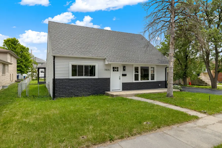 7835 Massasoit Avenue, Burbank, IL 60459 - #3