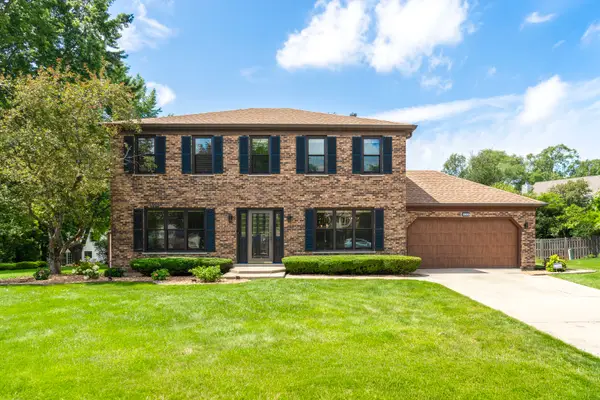 120 Plymouth Court, Bartlett, IL 60103