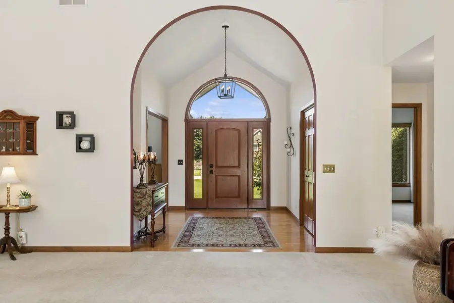 6N731 Willowbrook Drive, Saint Charles, IL 60175 - #3