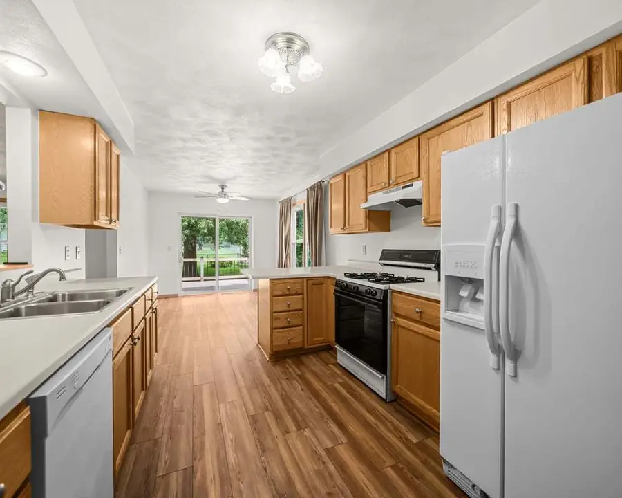 510 W Hitt Street, Mount Morris, IL 61054 - #3