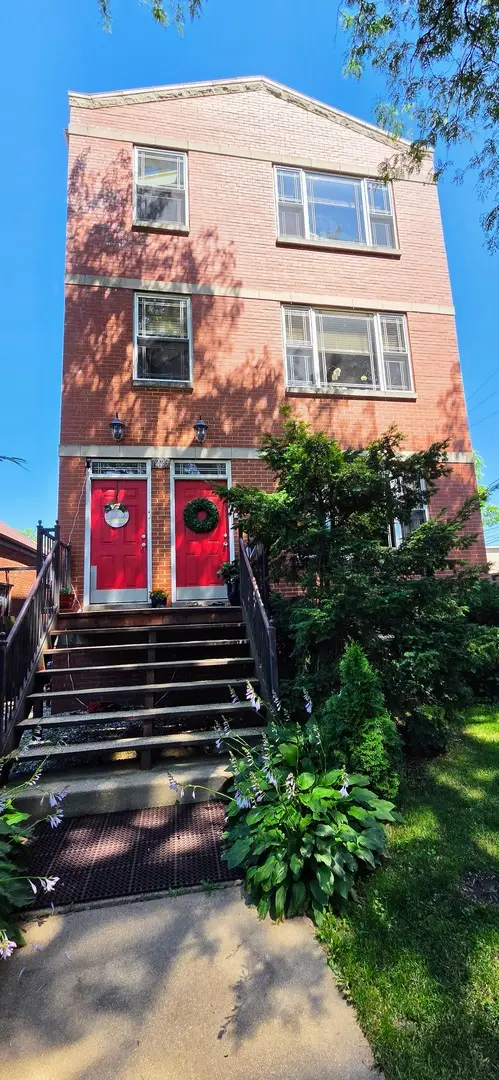 7223 N Oakley Avenue #2W, Chicago, IL 60645