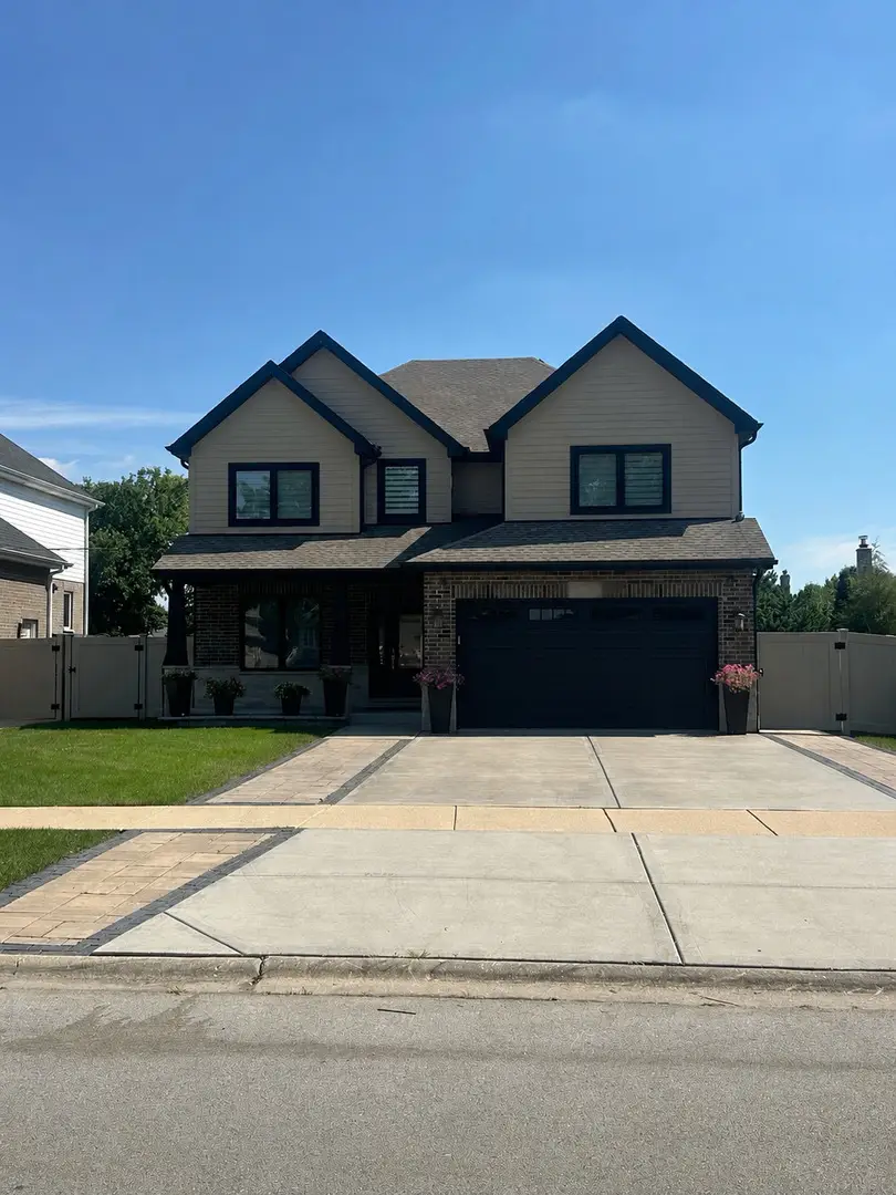 6558 W 85th Street, Burbank, IL 60459 - #1