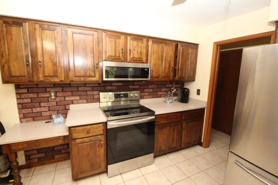 12241 Squirrel Tree Lane, Belvidere, IL 61008 - #3