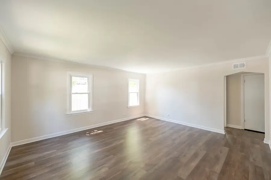 9200 S Mayfield Avenue, Oak Lawn, IL 60453 - #2