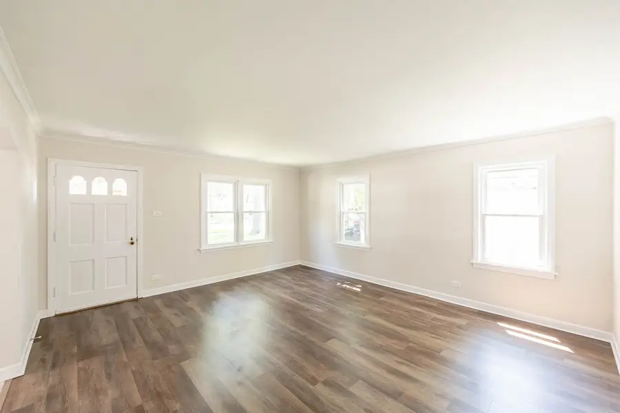 9200 S Mayfield Avenue, Oak Lawn, IL 60453 - #3