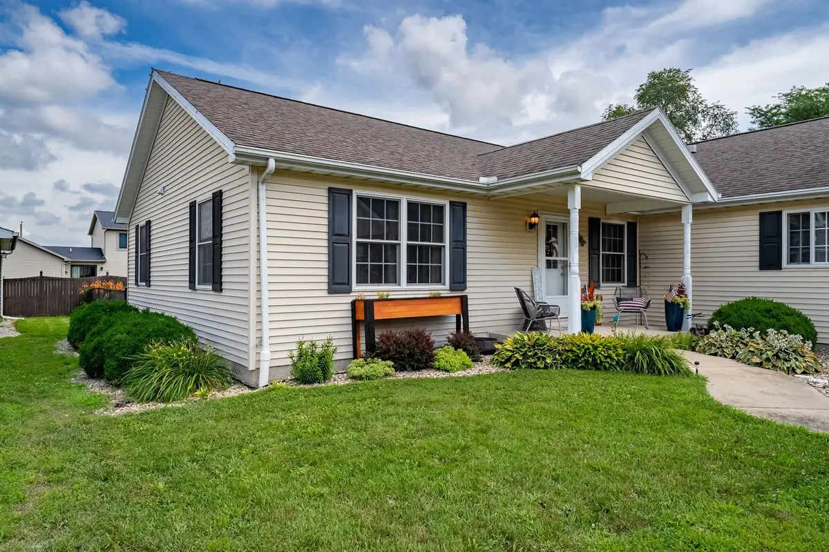 503 W Randolph Street #D, Heyworth, IL 61745 - #1
