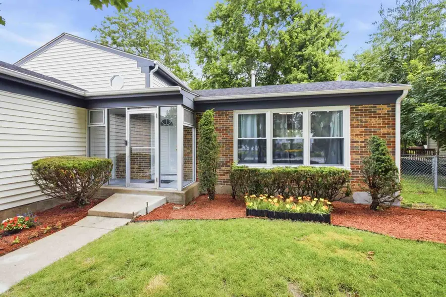 1115 Brandywyn Lane, Buffalo Grove, IL 60089 - #2