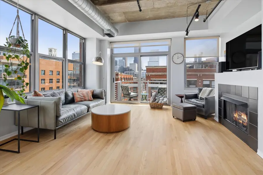 933 W Van Buren Street #801, Chicago, IL 60607 - #3