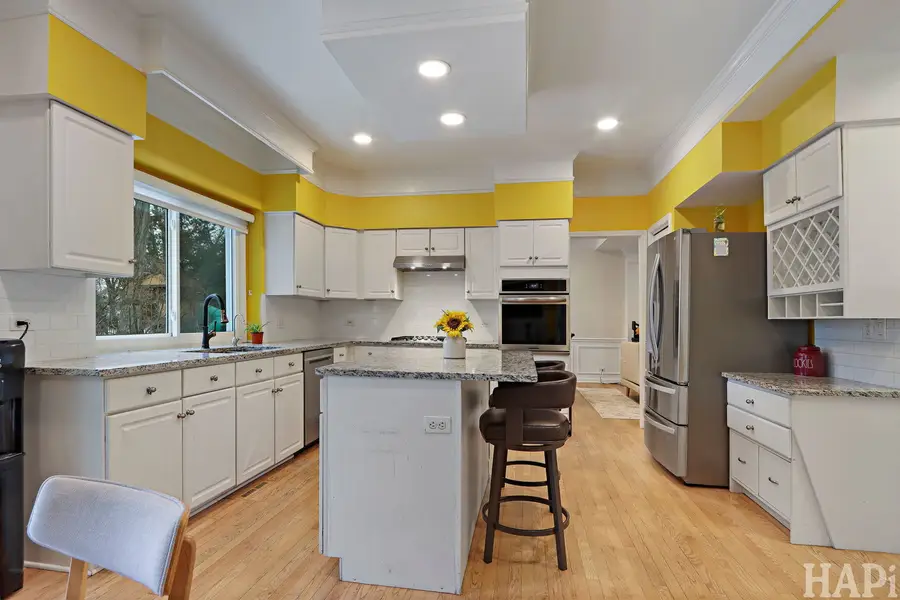 1121 Williamsburg Circle, Grayslake, IL 60030 - #3
