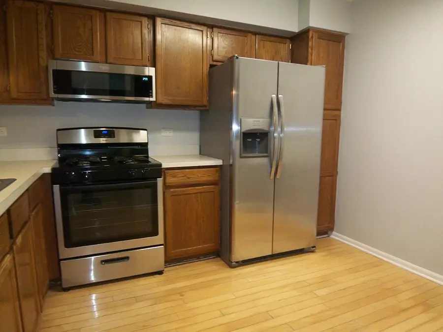 1069 Talbots Lane, Elk Grove Village, IL 60007 - #2