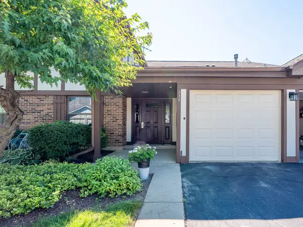 326 Woodbury Court #C2, Schaumburg, IL 60193
