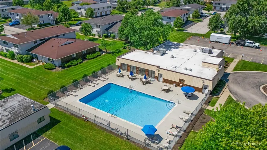 121 Millbrook Lane #121, Schaumburg, IL 60193 - #3